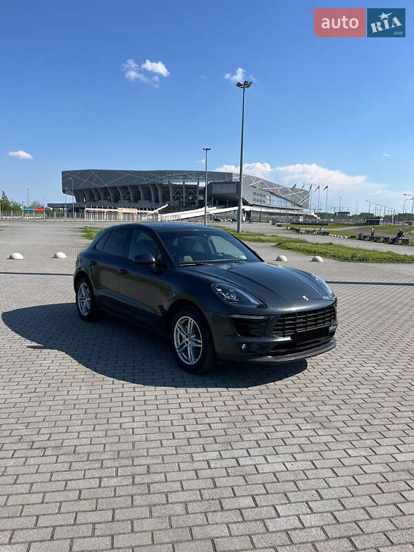 Внедорожник / Кроссовер Porsche Macan 2017 в Львове