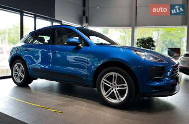 Внедорожник / Кроссовер Porsche Macan 2021 в 