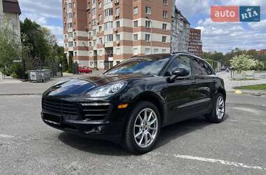 Позашляховик / Кросовер Porsche Macan 2016 в 