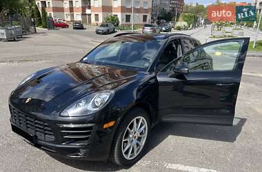 Позашляховик / Кросовер Porsche Macan 2016 в 