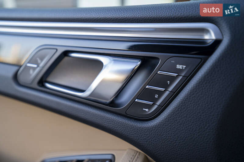 Внедорожник / Кроссовер Porsche Macan 2018 в Киеве фото 21 Внедорожник / Кроссовер Porsche Macan 2018 в Киеве