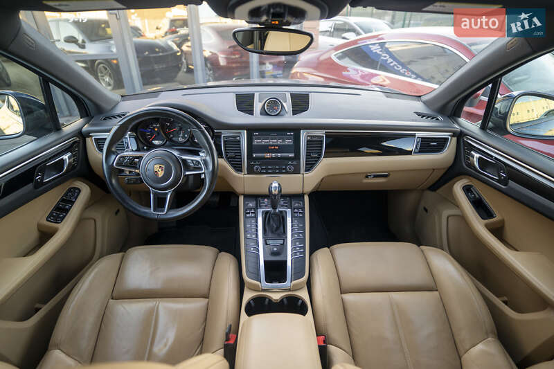 Внедорожник / Кроссовер Porsche Macan 2018 в Киеве фото 27 Внедорожник / Кроссовер Porsche Macan 2018 в Киеве