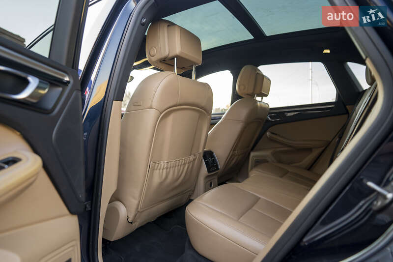 Внедорожник / Кроссовер Porsche Macan 2018 в Киеве фото 31 Внедорожник / Кроссовер Porsche Macan 2018 в Киеве