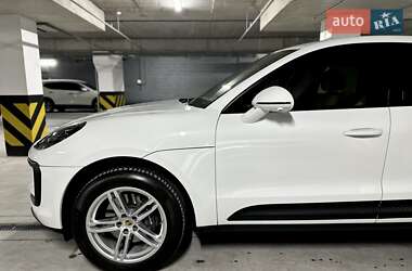 Позашляховик / Кросовер Porsche Macan 2022 в 