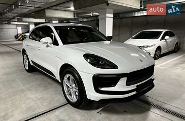 Позашляховик / Кросовер Porsche Macan 2022 в 