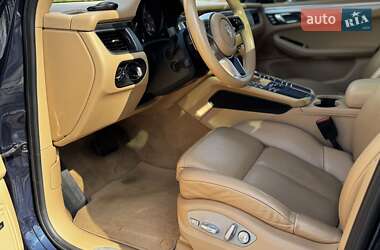 Внедорожник / Кроссовер Porsche Macan 2016 в 