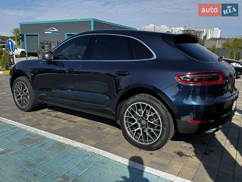 Внедорожник / Кроссовер Porsche Macan 2016 в Ирпене