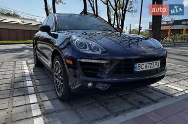 Внедорожник / Кроссовер Porsche Macan 2016 в 