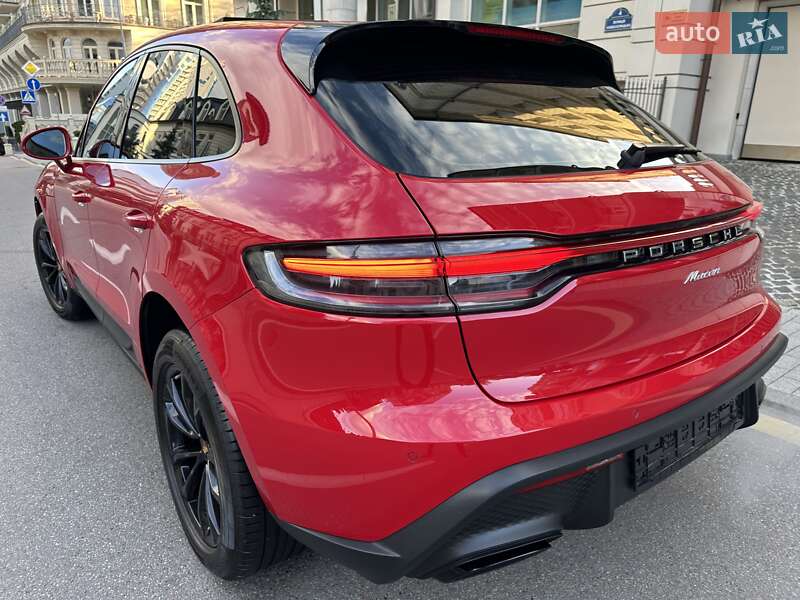 Внедорожник / Кроссовер Porsche Macan 2023 в Киеве