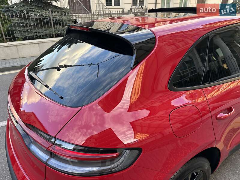 Внедорожник / Кроссовер Porsche Macan 2023 в Киеве