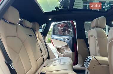 Внедорожник / Кроссовер Porsche Macan 2023 в 