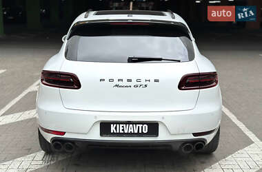Позашляховик / Кросовер Porsche Macan 2016 в 