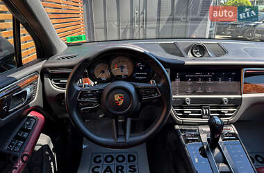Внедорожник / Кроссовер Porsche Macan 2022 в 