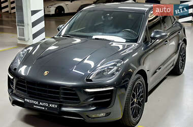Внедорожник / Кроссовер Porsche Macan 2016 в 