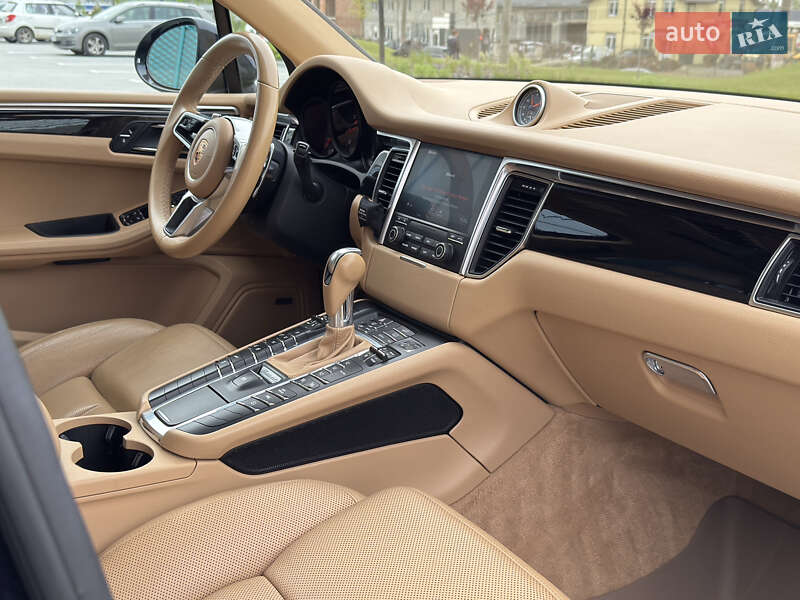 Внедорожник / Кроссовер Porsche Macan 2016 в Львове