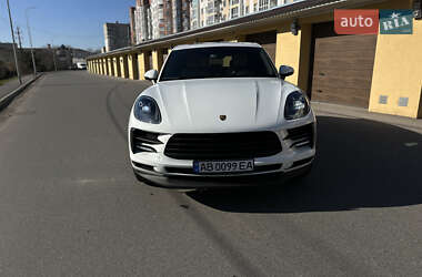 Внедорожник / Кроссовер Porsche Macan 2018 в 