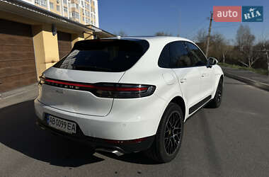 Внедорожник / Кроссовер Porsche Macan 2018 в 