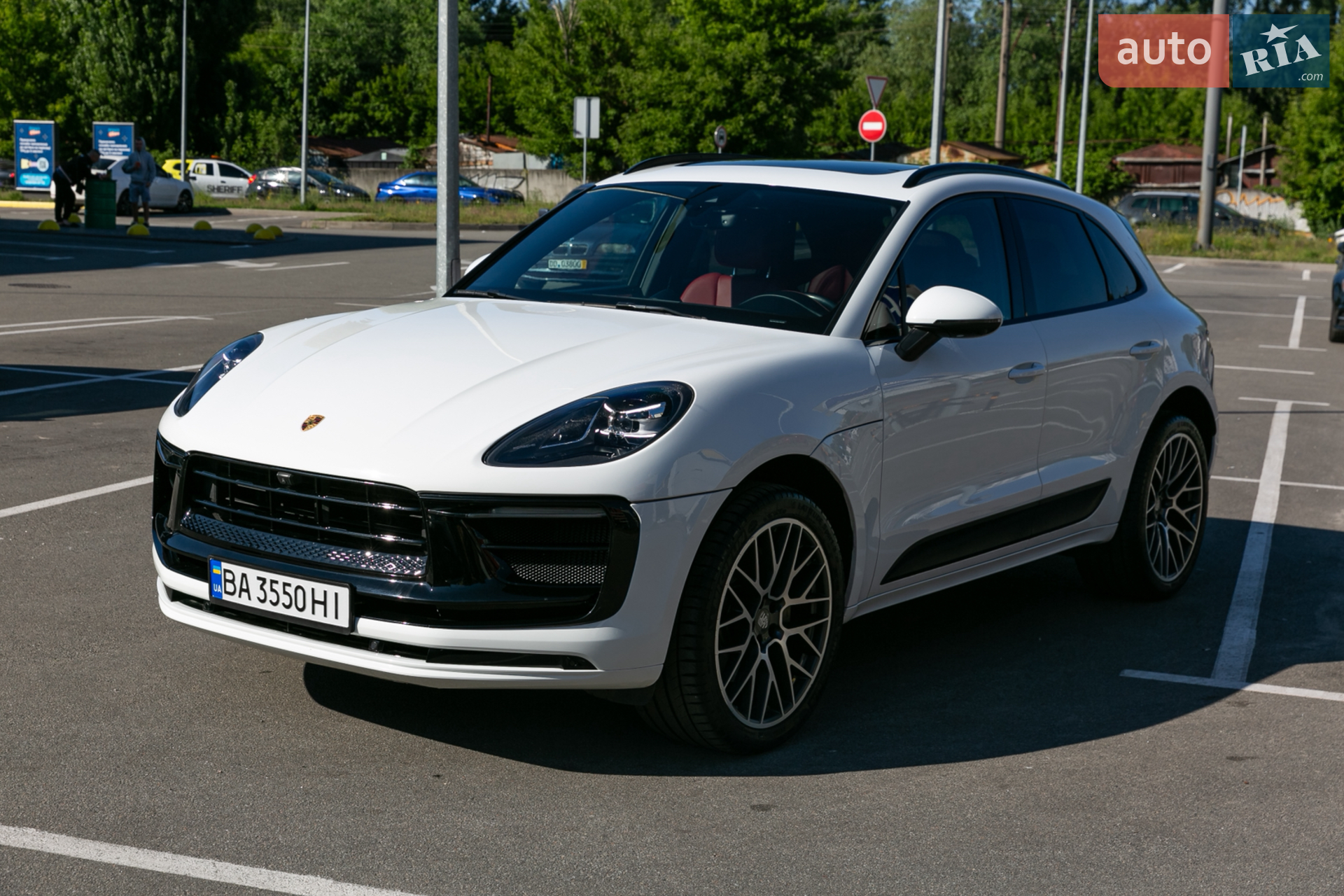 2020 Porsche Macan - мініатюра 12