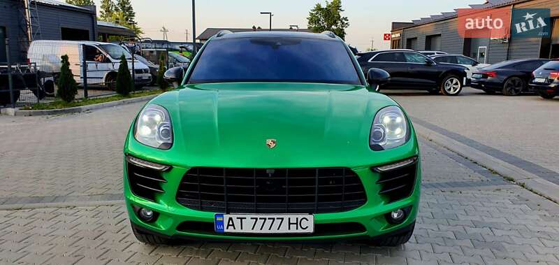 Позашляховик / Кросовер Porsche Macan 2015 в 