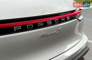 Внедорожник / Кроссовер Porsche Macan 2023 в 