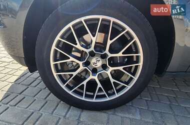 Внедорожник / Кроссовер Porsche Macan 2018 в 