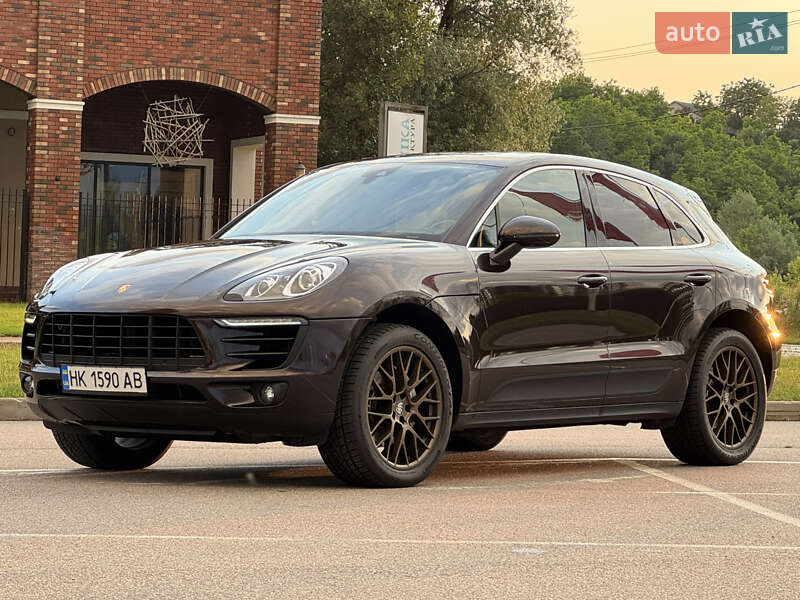 Внедорожник / Кроссовер Porsche Macan 2018 в Киеве