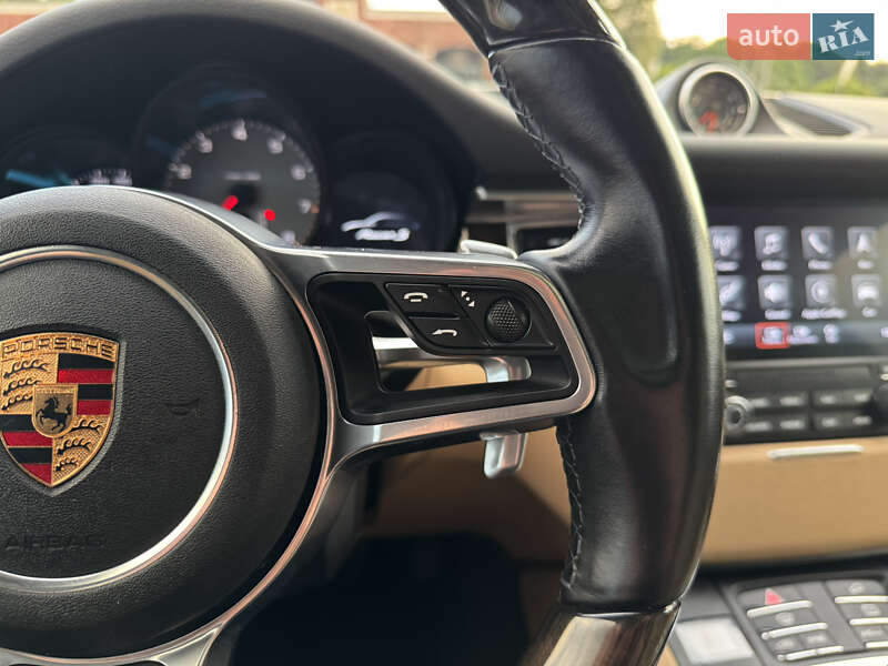 Внедорожник / Кроссовер Porsche Macan 2018 в Киеве