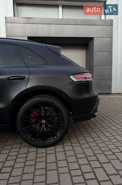 Внедорожник / Кроссовер Porsche Macan 2024 в 