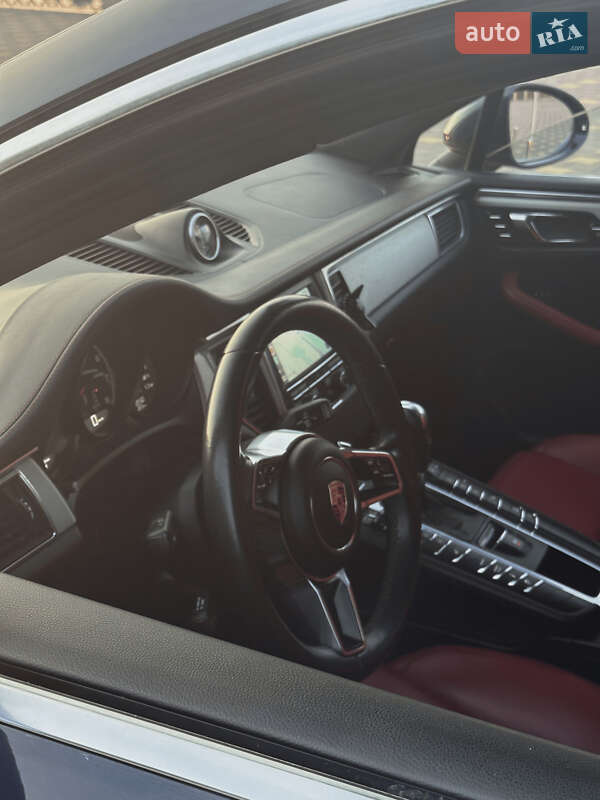 Внедорожник / Кроссовер Porsche Macan 2015 в Черновцах фото 11 Внедорожник / Кроссовер Porsche Macan 2015 в Черновцах