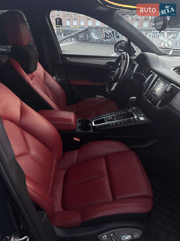 Внедорожник / Кроссовер Porsche Macan 2015 в Черновцах фото 18 Внедорожник / Кроссовер Porsche Macan 2015 в Черновцах