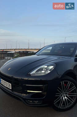 Внедорожник / Кроссовер Porsche Macan 2015 в 