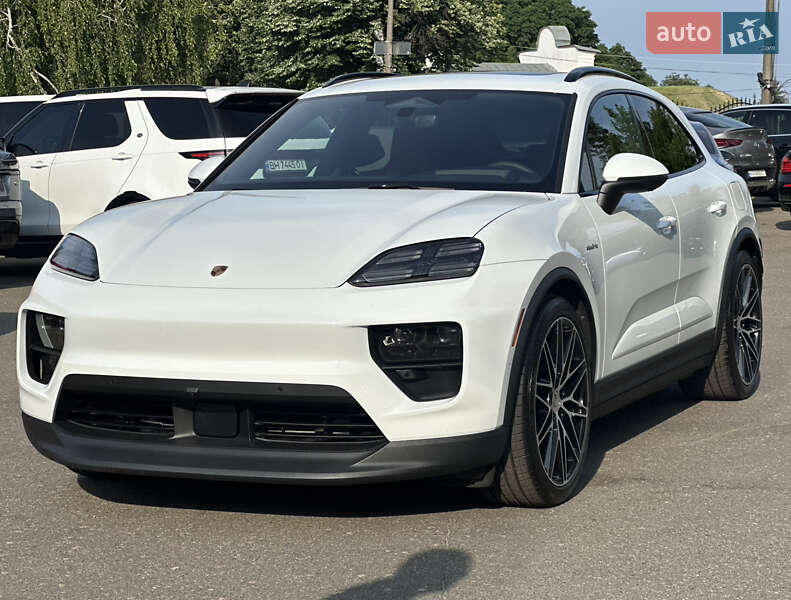 Внедорожник / Кроссовер Porsche Macan 2025 в Киеве