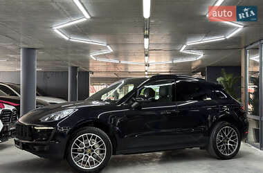 Внедорожник / Кроссовер Porsche Macan 2014 в 