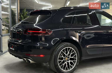 Внедорожник / Кроссовер Porsche Macan 2014 в 