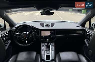 Внедорожник / Кроссовер Porsche Macan 2019 в 