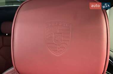 Внедорожник / Кроссовер Porsche Macan 2024 в 