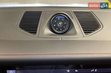 Внедорожник / Кроссовер Porsche Macan 2024 в 