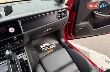 Внедорожник / Кроссовер Porsche Macan 2021 в 