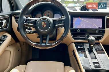 Внедорожник / Кроссовер Porsche Macan 2022 в 