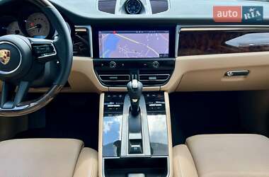 Внедорожник / Кроссовер Porsche Macan 2022 в 