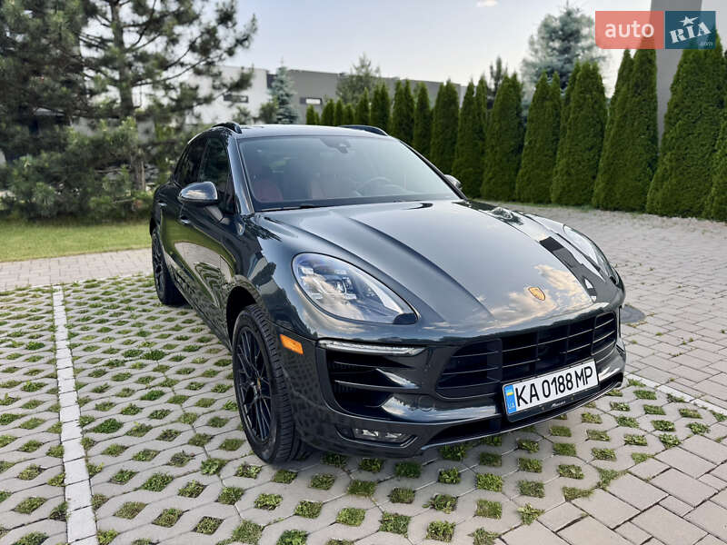 Внедорожник / Кроссовер Porsche Macan 2018 в 