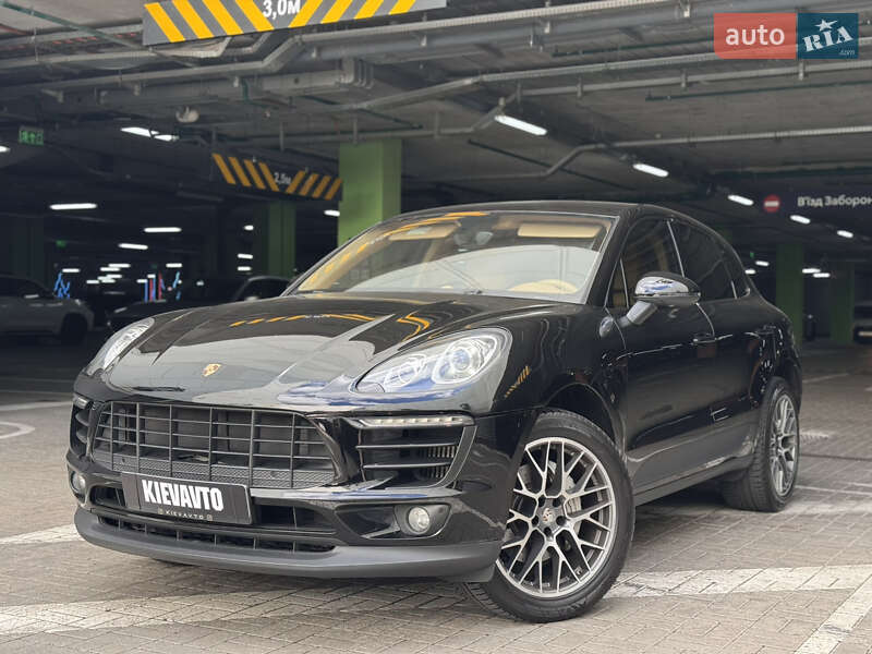 Porsche Macan 2015