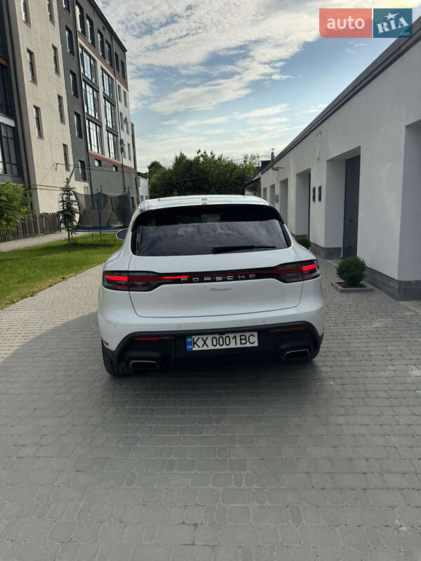 Внедорожник / Кроссовер Porsche Macan 2023 в Чорткове