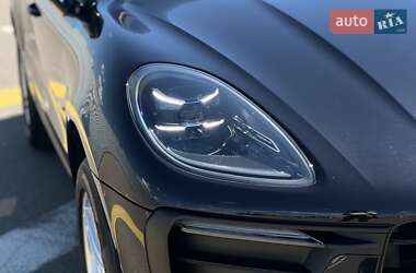 Внедорожник / Кроссовер Porsche Macan 2024 в 