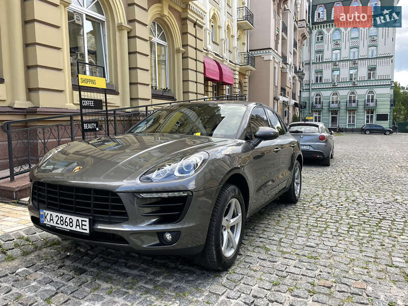 Позашляховик / Кросовер Porsche Macan 2018 в Києві