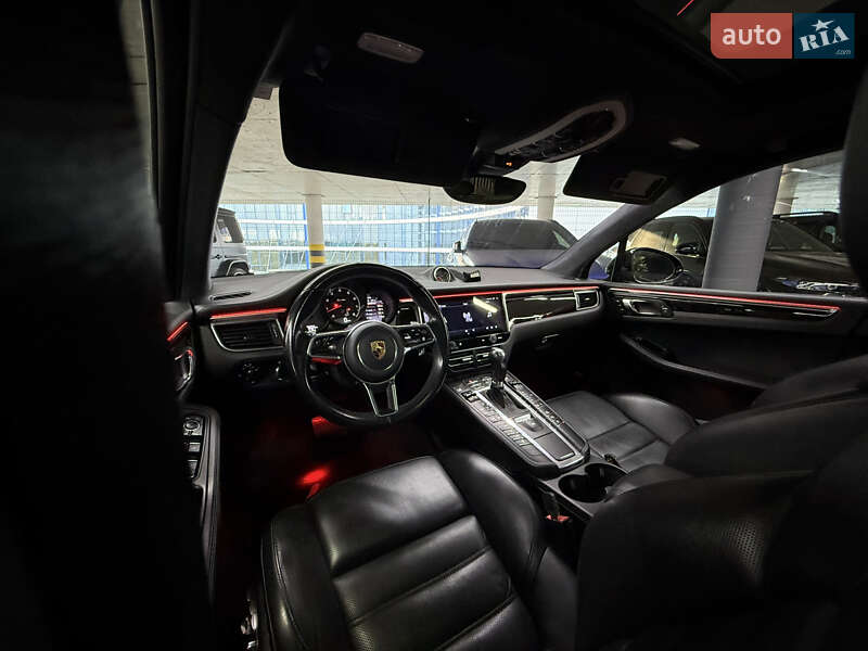 Внедорожник / Кроссовер Porsche Macan 2017 в Одессе