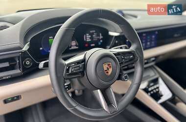 Внедорожник / Кроссовер Porsche Macan 2024 в 
