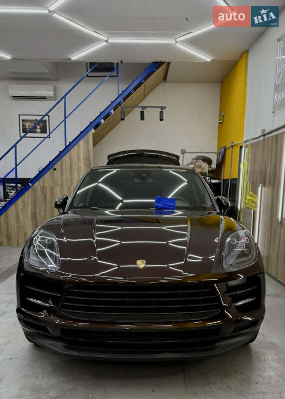 Внедорожник / Кроссовер Porsche Macan 2021 в Киеве