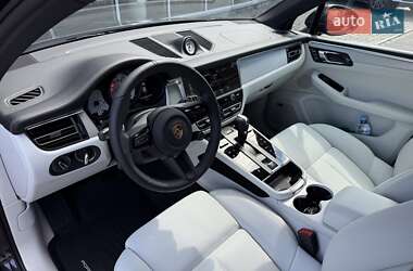 Внедорожник / Кроссовер Porsche Macan 2024 в 