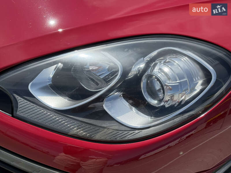 Позашляховик / Кросовер Porsche Macan 2017 в Львові